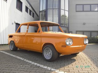 Fahrzeug 12
